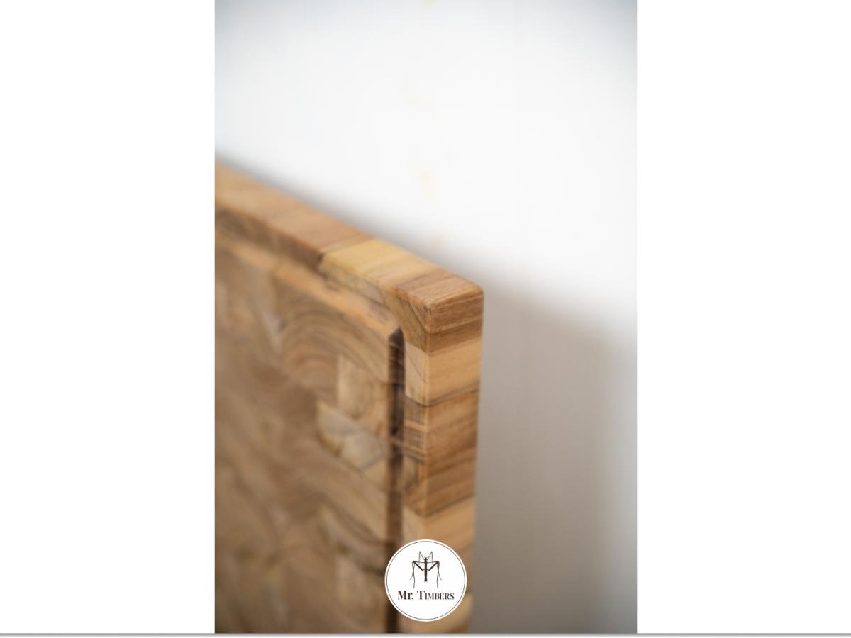 Chessboard small Teak Chopping Board