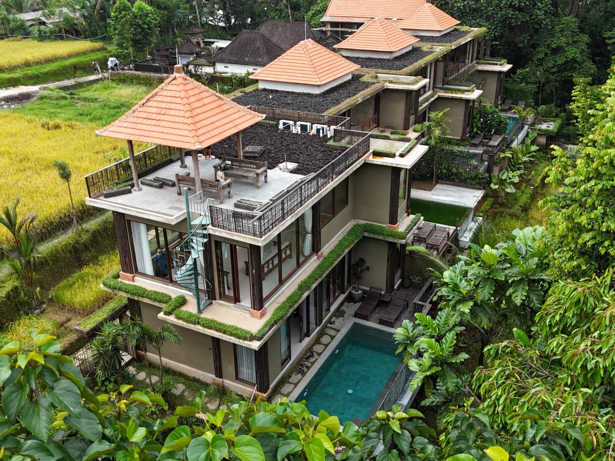 Karang Dukuh Villas