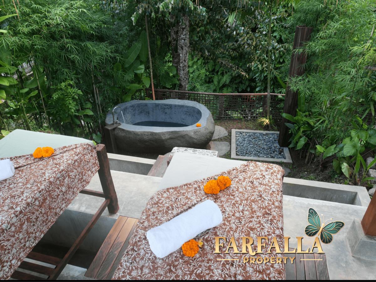 Karang Dukuh Villas With Rooftop